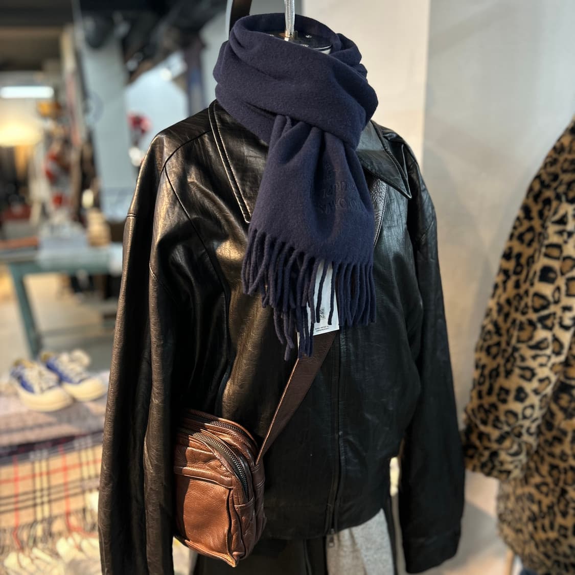 Vivienne Westwood embroidered Muffler 상품이미지8