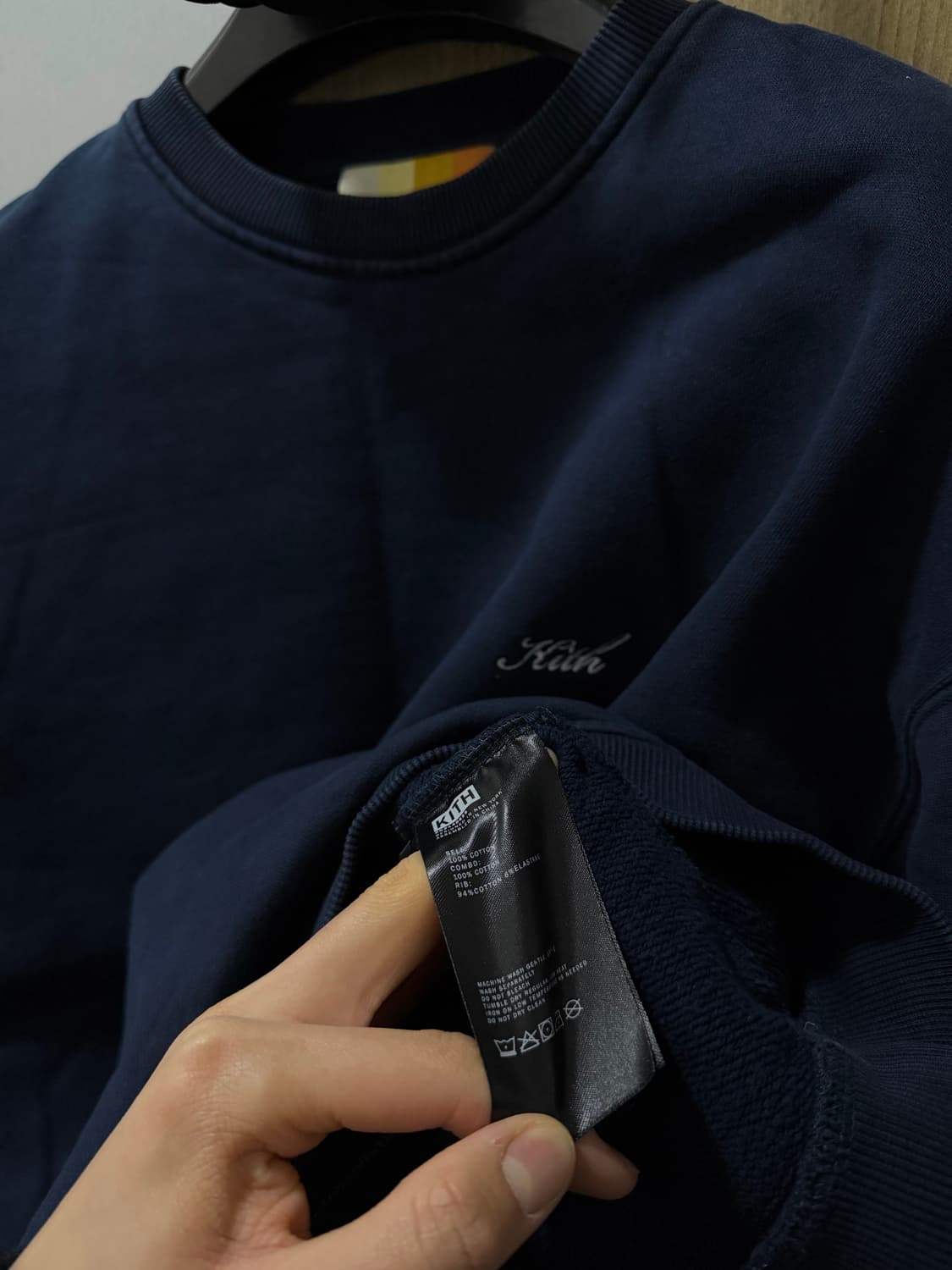 키스 [새상품급.정품] 반다나 (시세 90만) 맨투맨 자수 로고 L105 상품이미지6