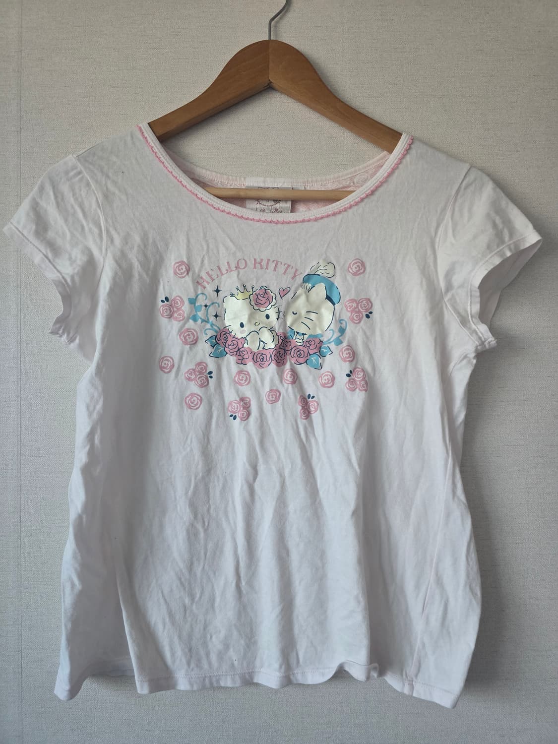 sanrio 산리오 헬로키티 다니엘 반팔 티셔츠 상품이미지1