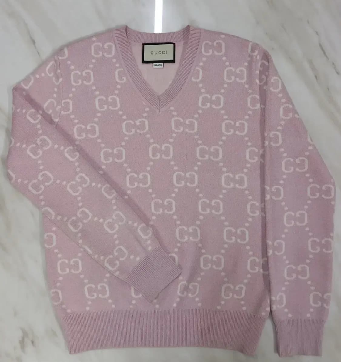 구찌 GG로고 여성 남성 긴팔 브이넥 니트 S 사이즈  상품이미지2