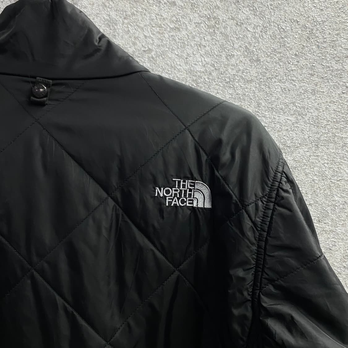 노스페이스 자수 스몰 로고 블랙 경량 패딩 B3497 상품이미지5