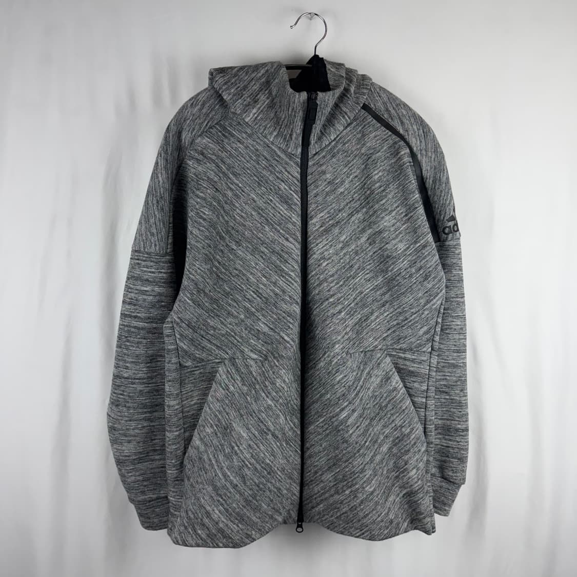 (무료배송)105) 아디다스 ZNE 로드 트립 후드 집업 그레이 상품이미지2