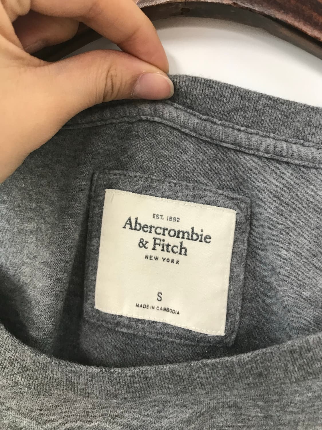아베크롬비 산양로고 그레이 반팔 티셔츠 상품이미지5