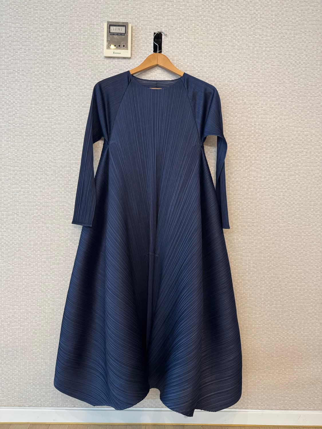 플리츠플리즈 씨티 프레임 원피스 상품이미지2