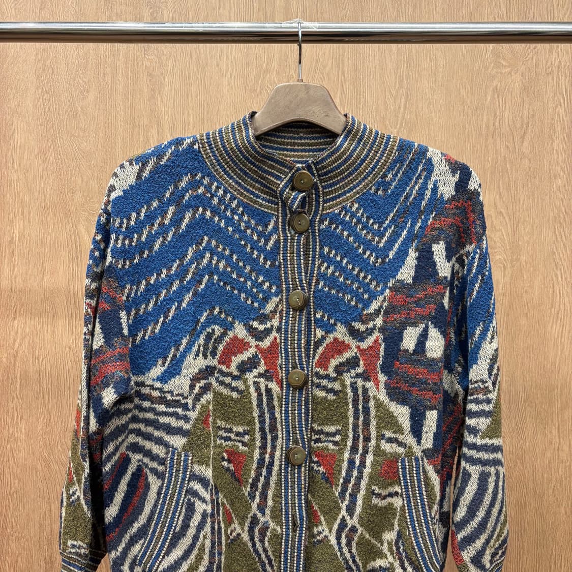 미쏘니 스포츠 니트 자켓 에스닉 패턴 패치 포켓 아티스틱 디테일 블루 상품이미지4