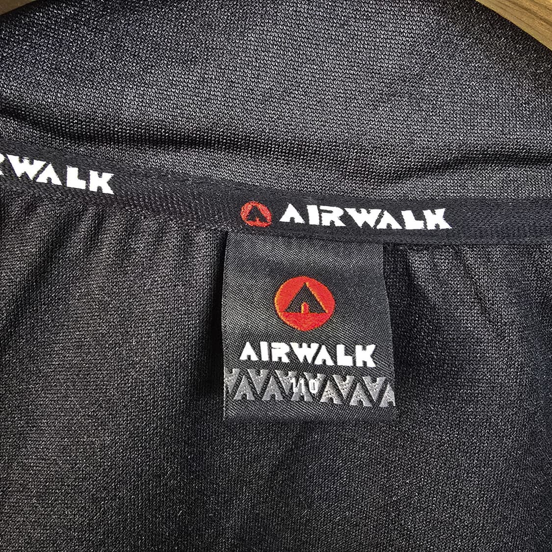 새제품)에어워크(AIRWALK) 트랙 자켓 블랙 110 상품이미지7