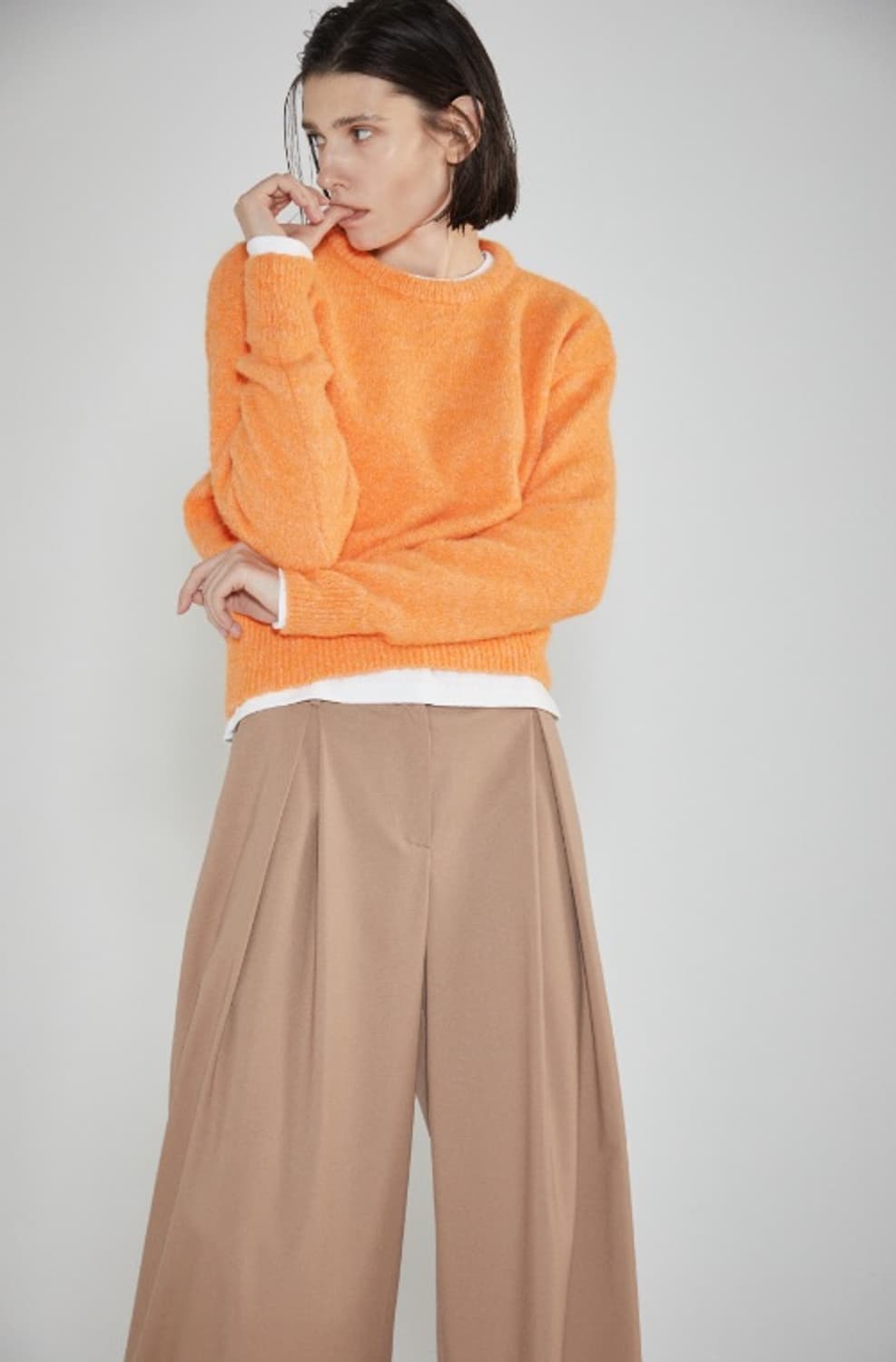 쓰리투에이티 Brushed Crew Neck Sweater Orange 상품이미지2