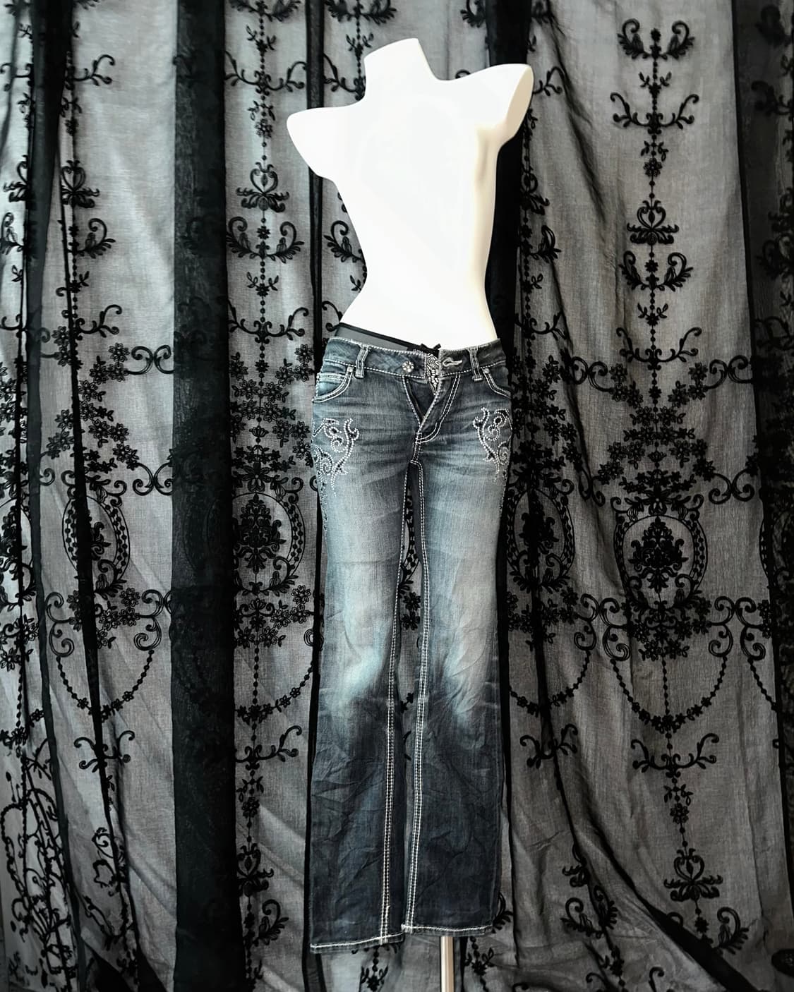 Cubic Detail Pants 상품이미지1