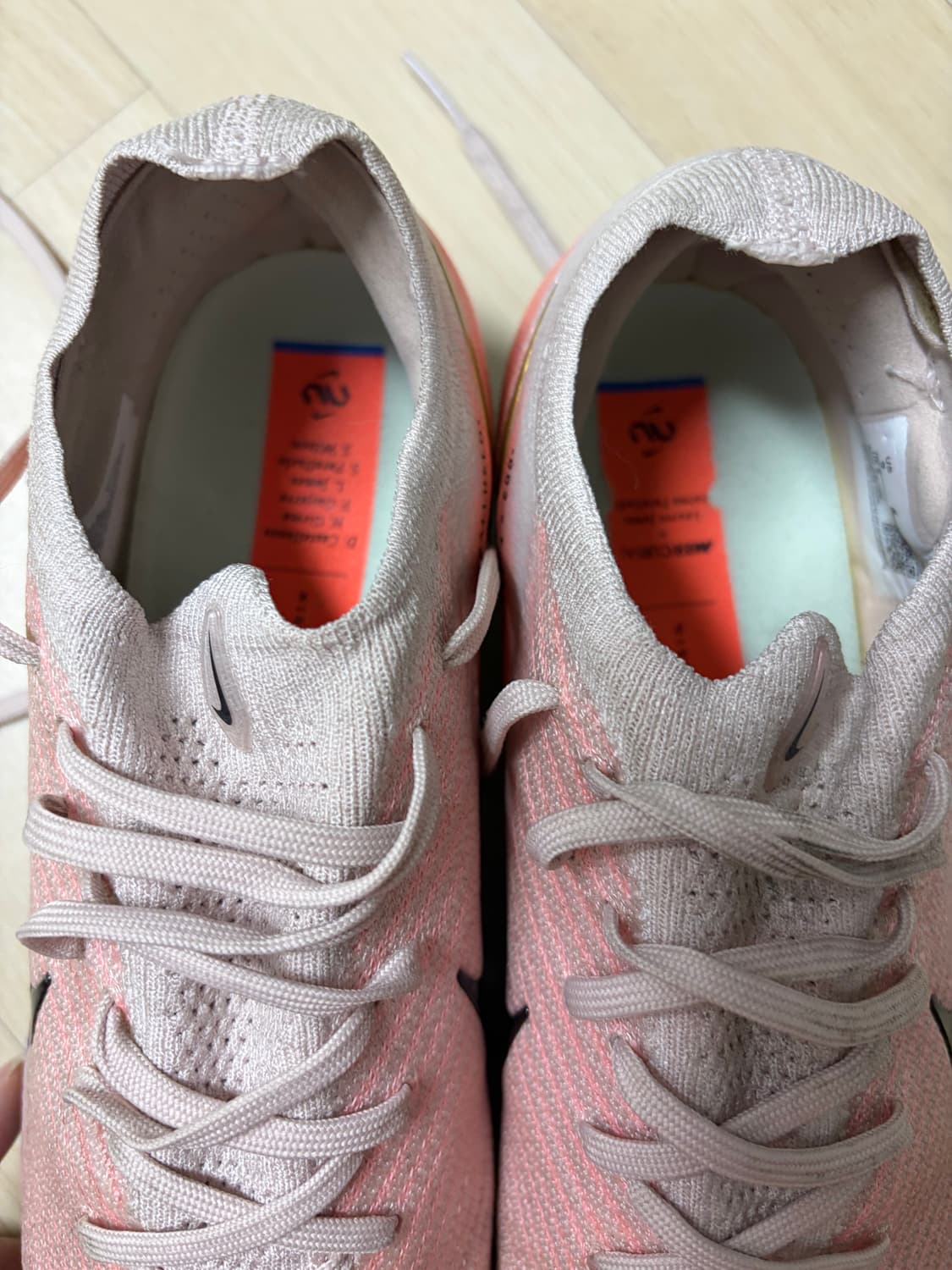 나이키 머큐리얼 베이퍼16 유나이티드팩 270 상품이미지4