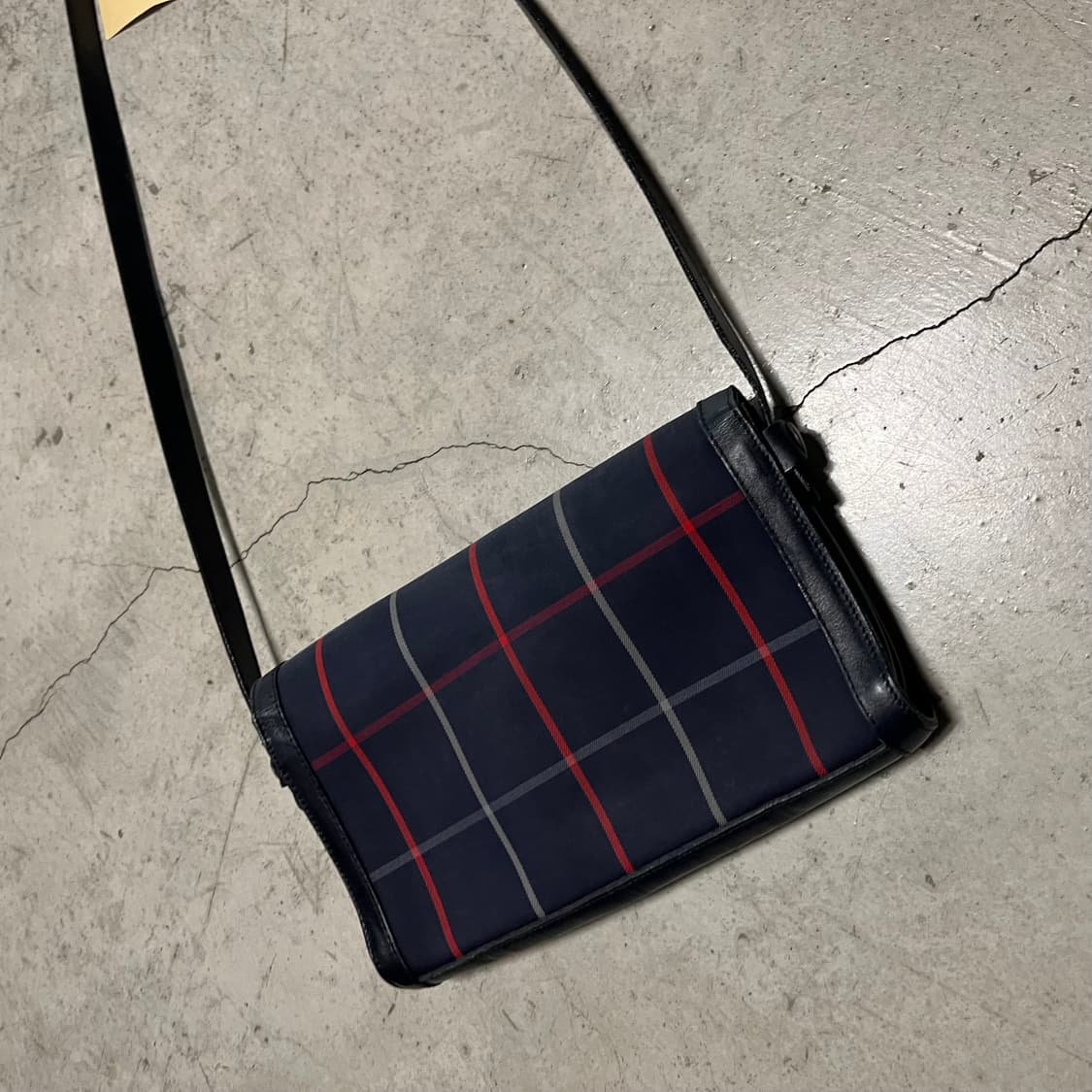 80s vintage burberrys cross bags  상품이미지2