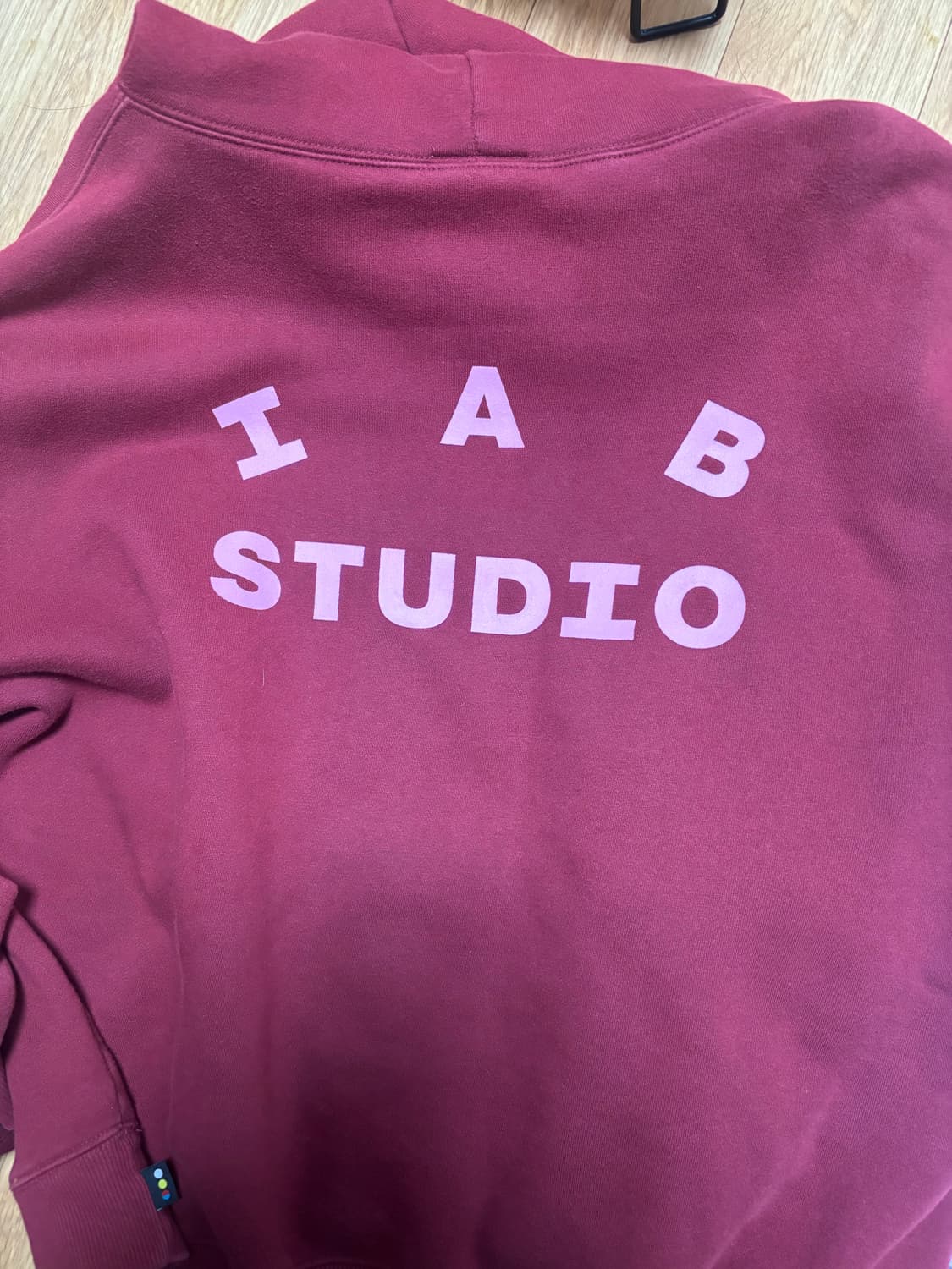 아이앱 스튜디오 라즈베리 후드티 상품이미지2