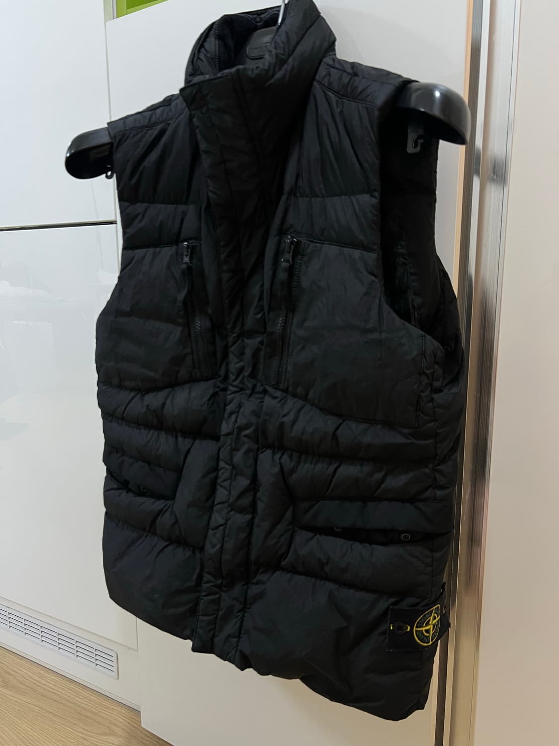 스톤아일랜드 크링클랩스 패딩조끼 95-100 상품이미지1