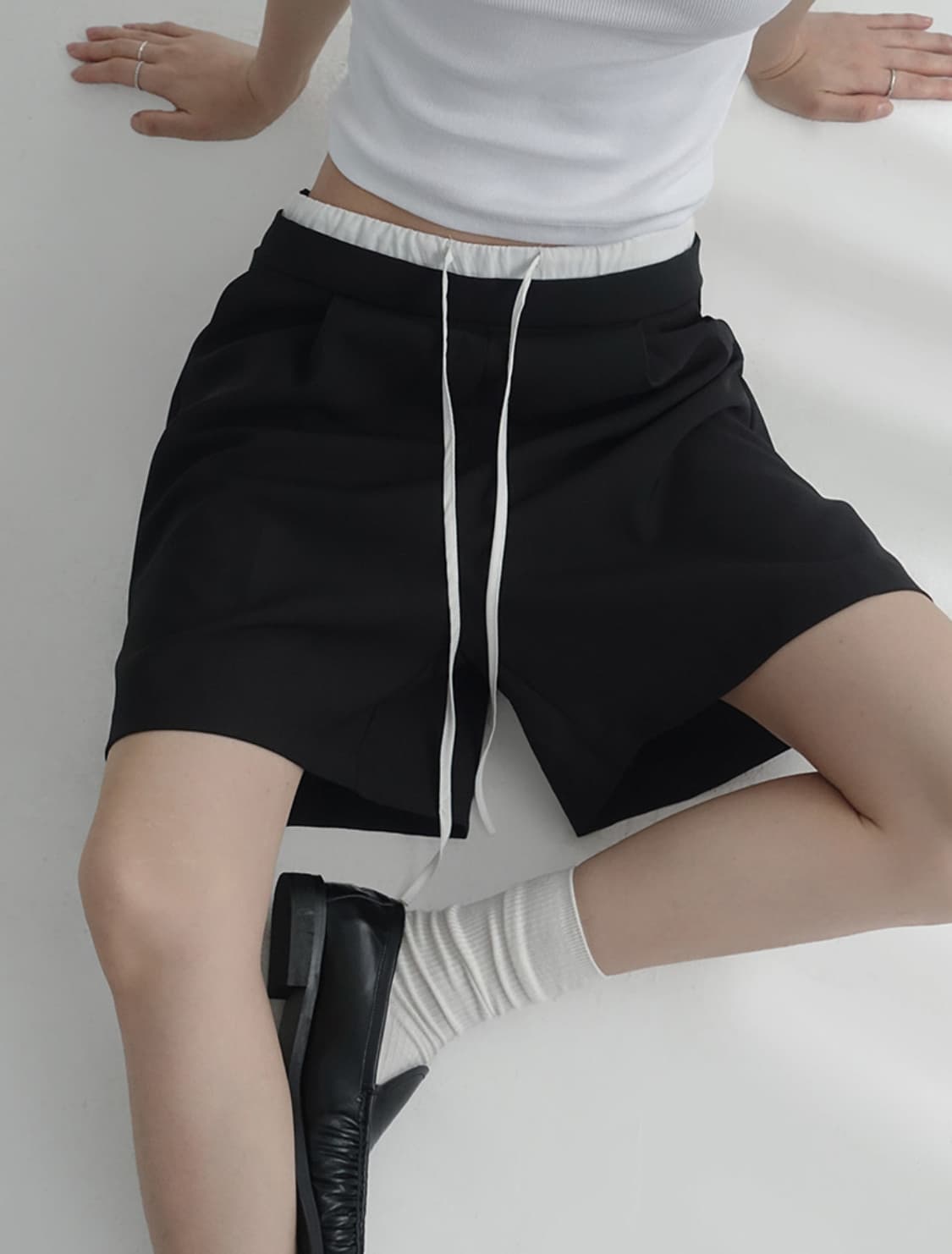 [새상품] 블릿티 토린느 밴딩 핀턱 새깅 하프 슬랙스 / 버뮤다팬츠 상품이미지2