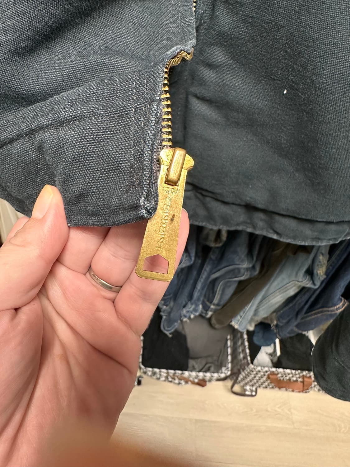 칼하트디트로이트 자켓 판매합니다 상품이미지7