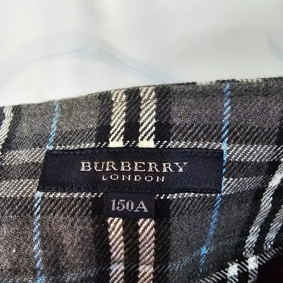 Burberry 버버리 런던 그레이 체크 아코디언 미니 스커트 상품이미지2