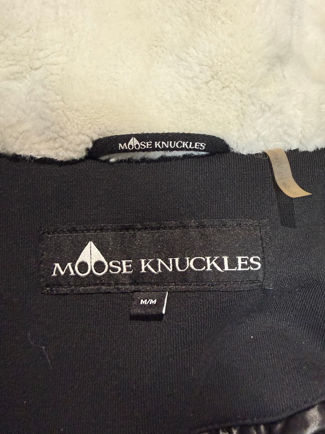 무스너클 버니스웨터 상품이미지3