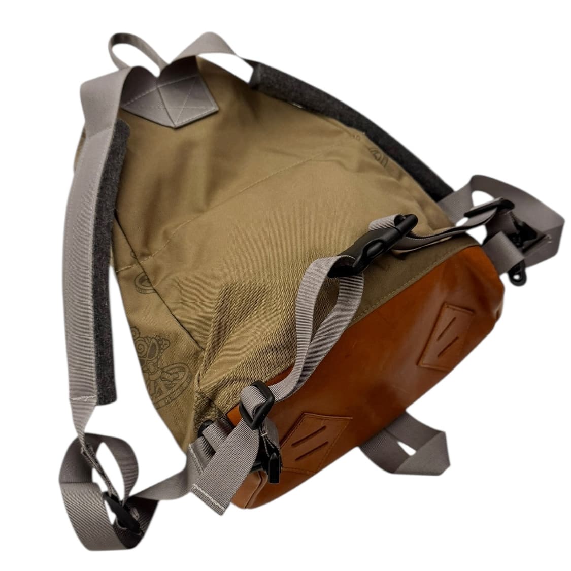 히스테릭글래머 레더 나일론 백팩 카키 상품이미지5