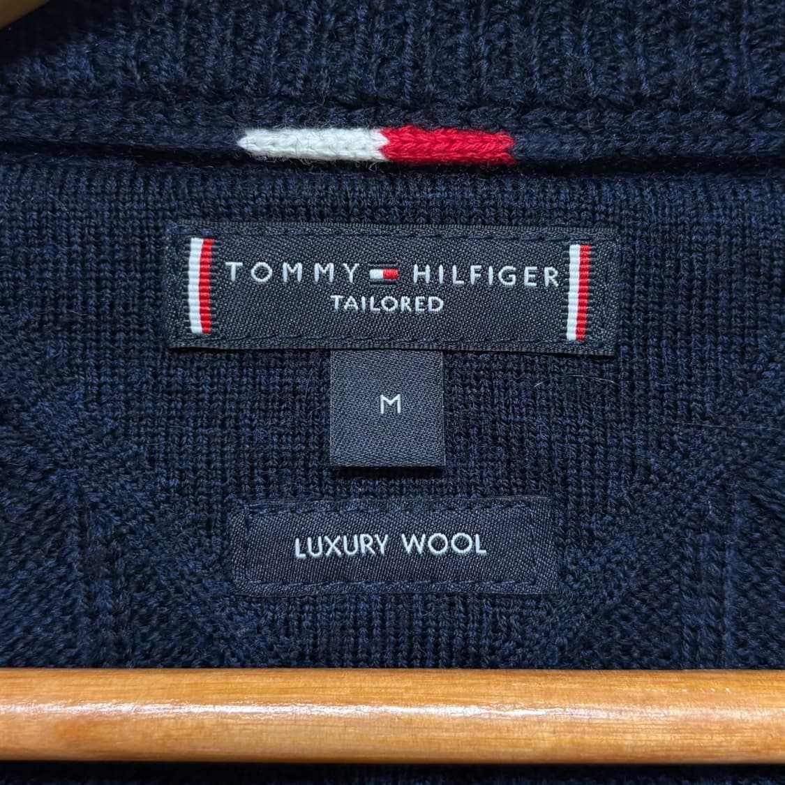 3768 타미힐피거 네이비 꽈베기 케이블니트 상품이미지4
