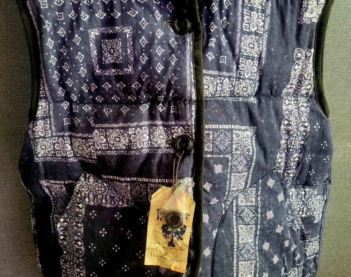 [택달린 새상품]Thursday Island 양면 겨울 누빔 베스트 조끼 상품이미지5