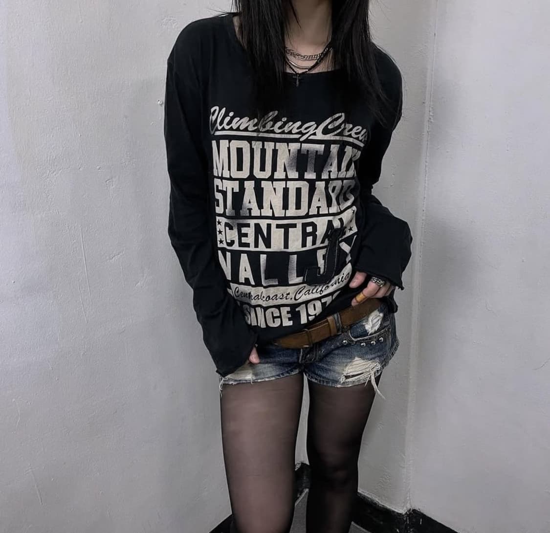 JADISS slim fit lettering long sleeve 상품이미지1