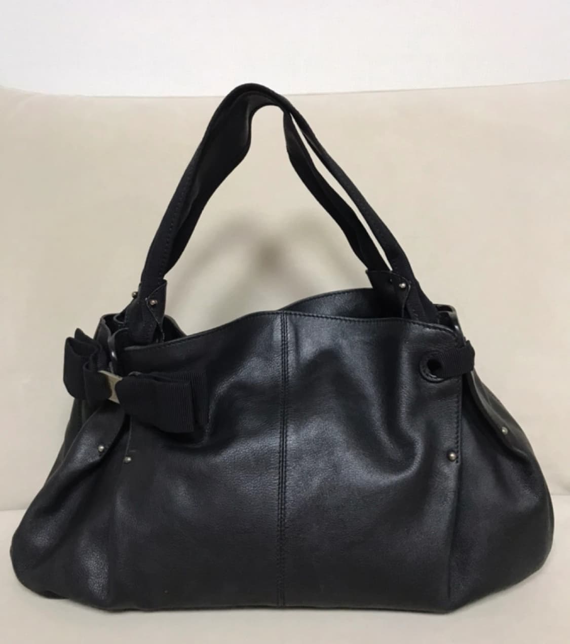 페라가모 Ferragamo 21 B541 바라 리본 숄더백 상품이미지2