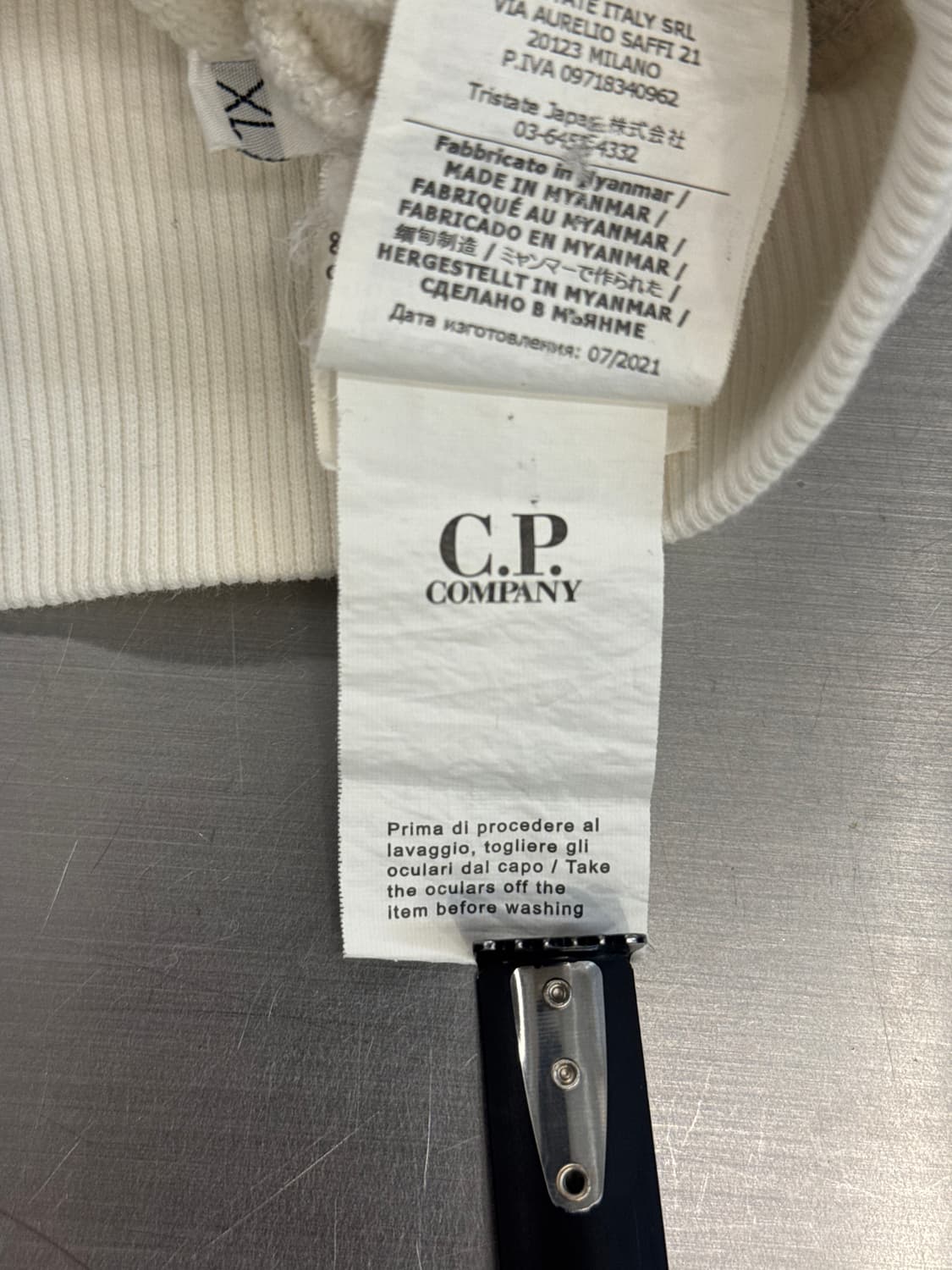 씨피 컴퍼니 클래식 크루넥 맨투맨 상품이미지6