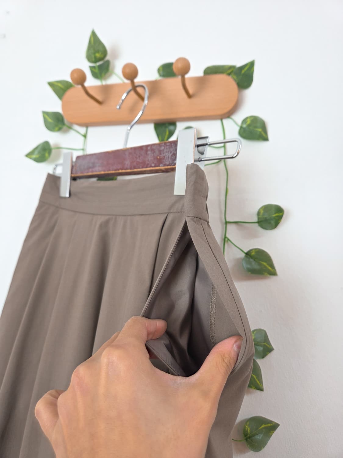 뮤트 브라운 언발 스커트 상품이미지5