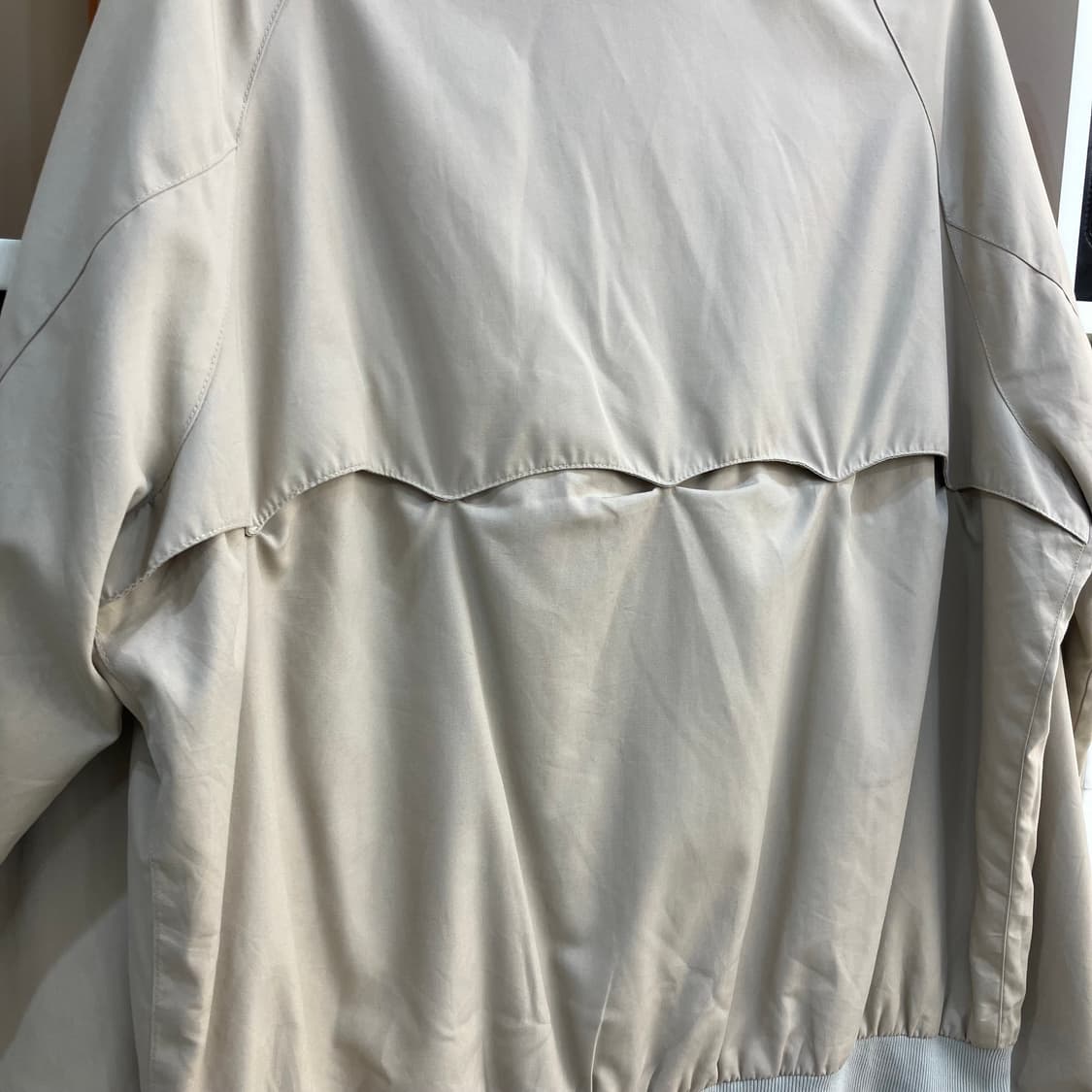 바라쿠타 봄버 자켓 46L 상품이미지4