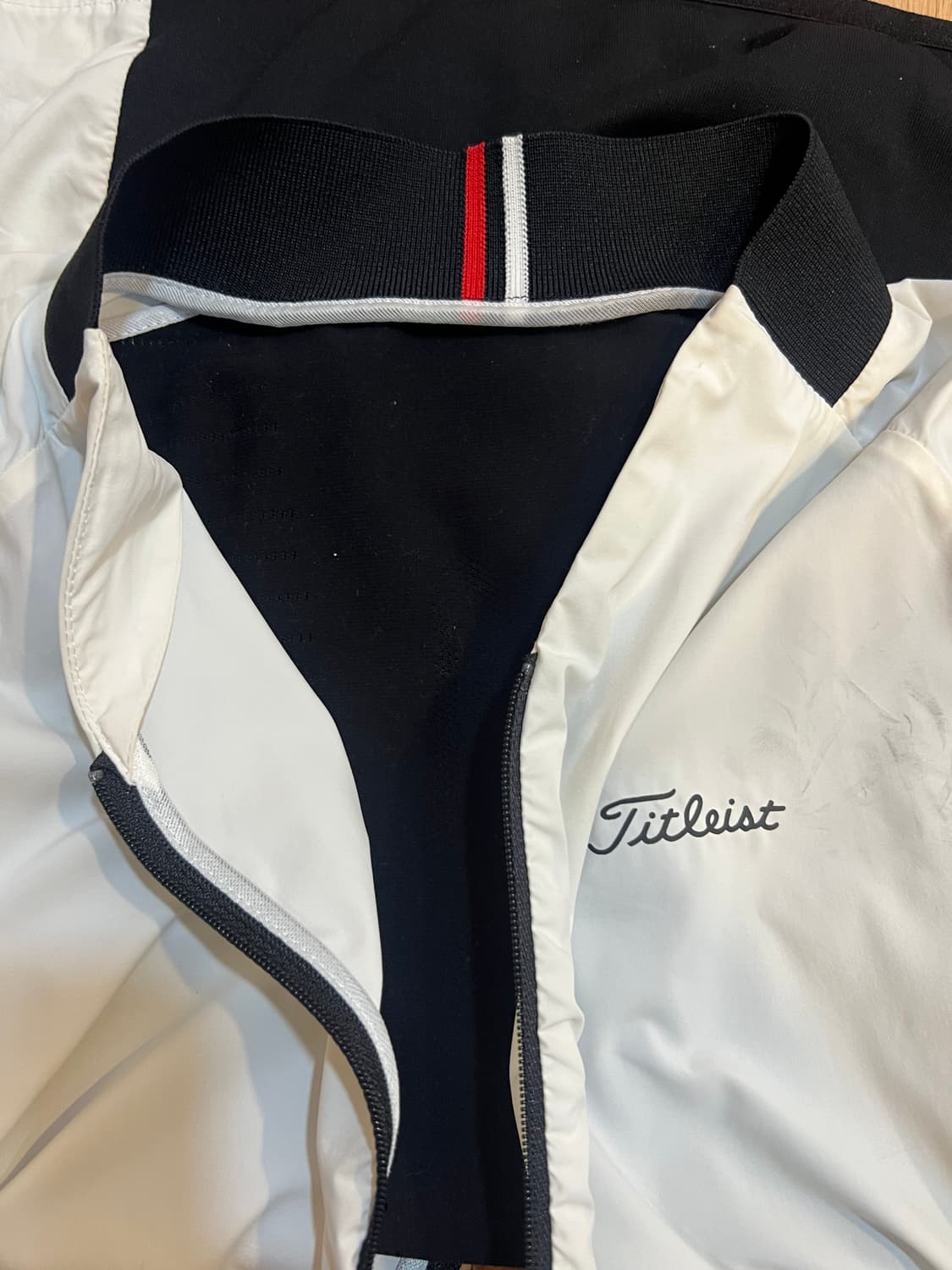 타이틀리스트 여성 아이보리 바람막이조끼 골프조끼 상품이미지5
