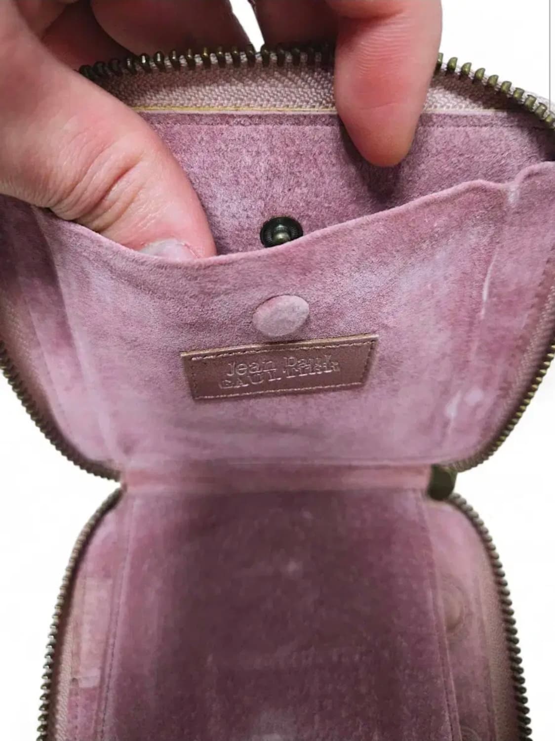 장폴고티에 뉴로즈 엠보싱 지갑 상품이미지4