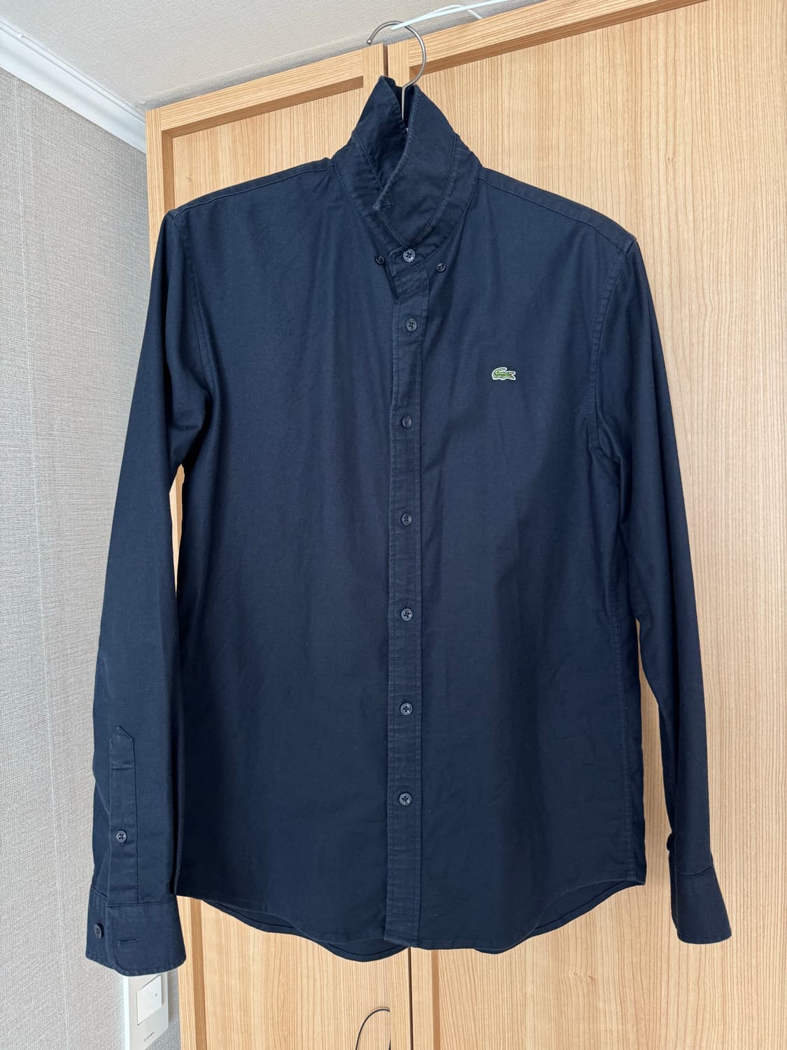 라코스테 짙은 네이비 셔츠 판매합니다. 상품이미지1