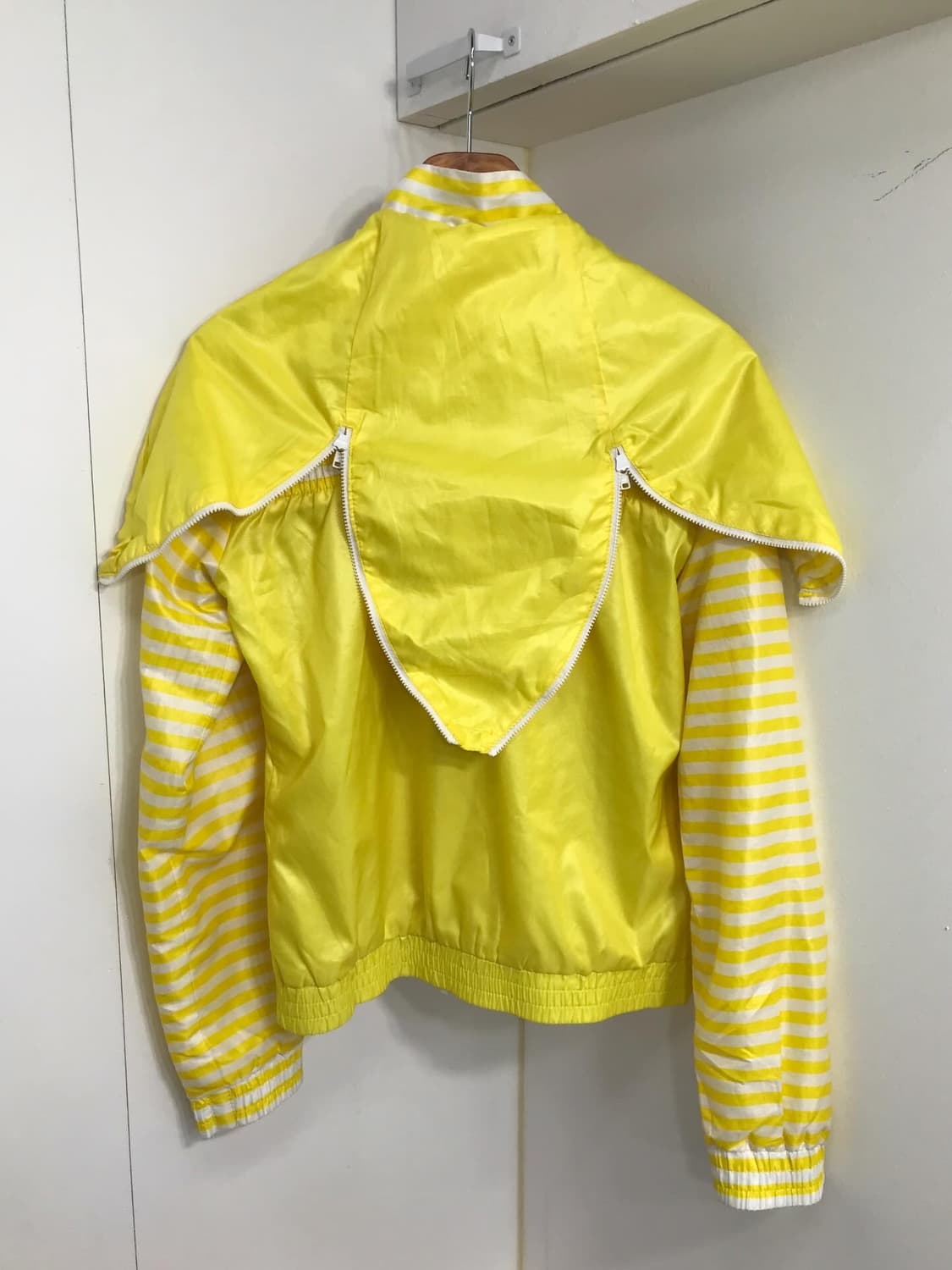 아디다스 오리지널스 스트라이프 바람막이 상품이미지8