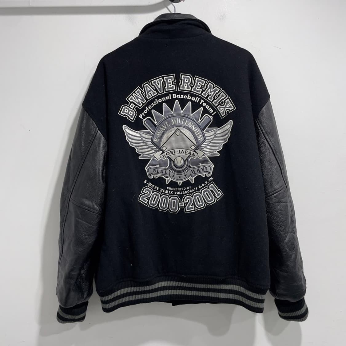 베이스볼 가죽 바시티 자켓 상품이미지3