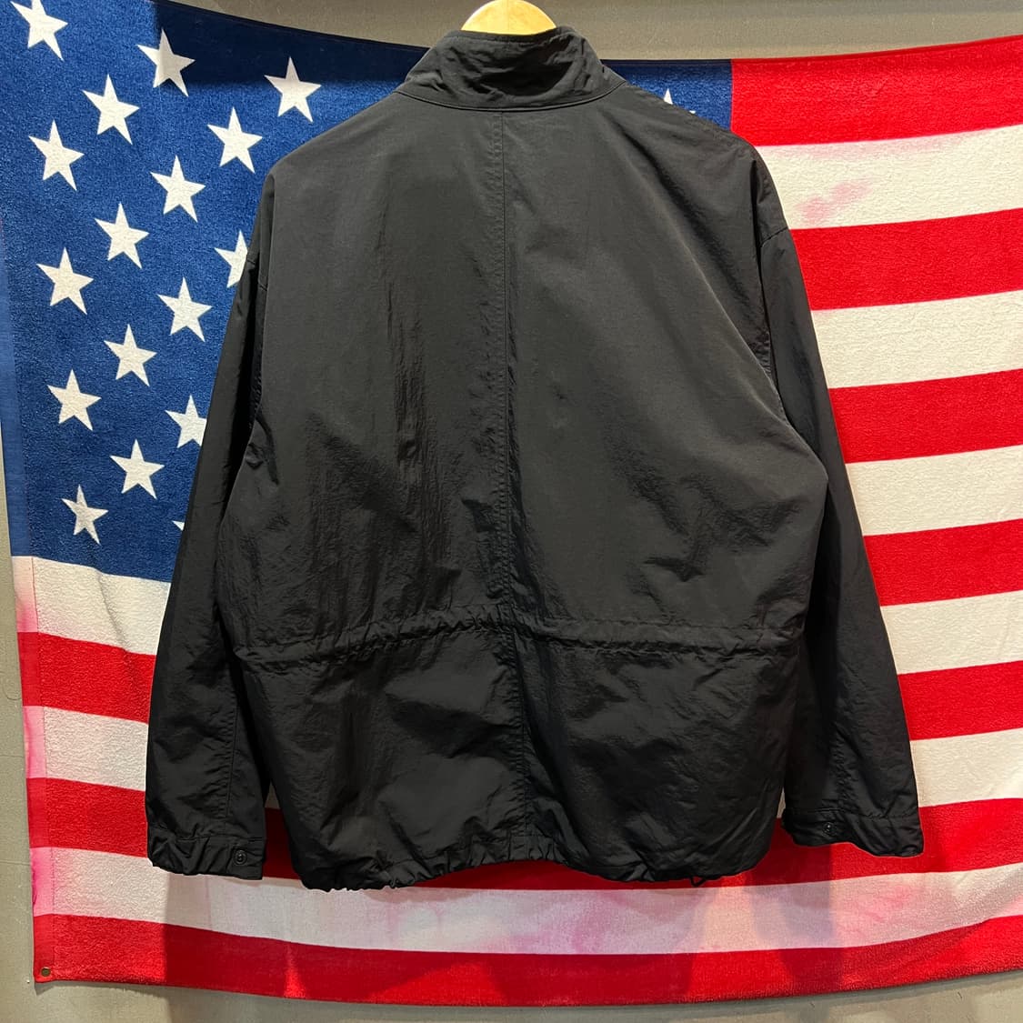 세컨드 모놀로그 바람막이 상품이미지2