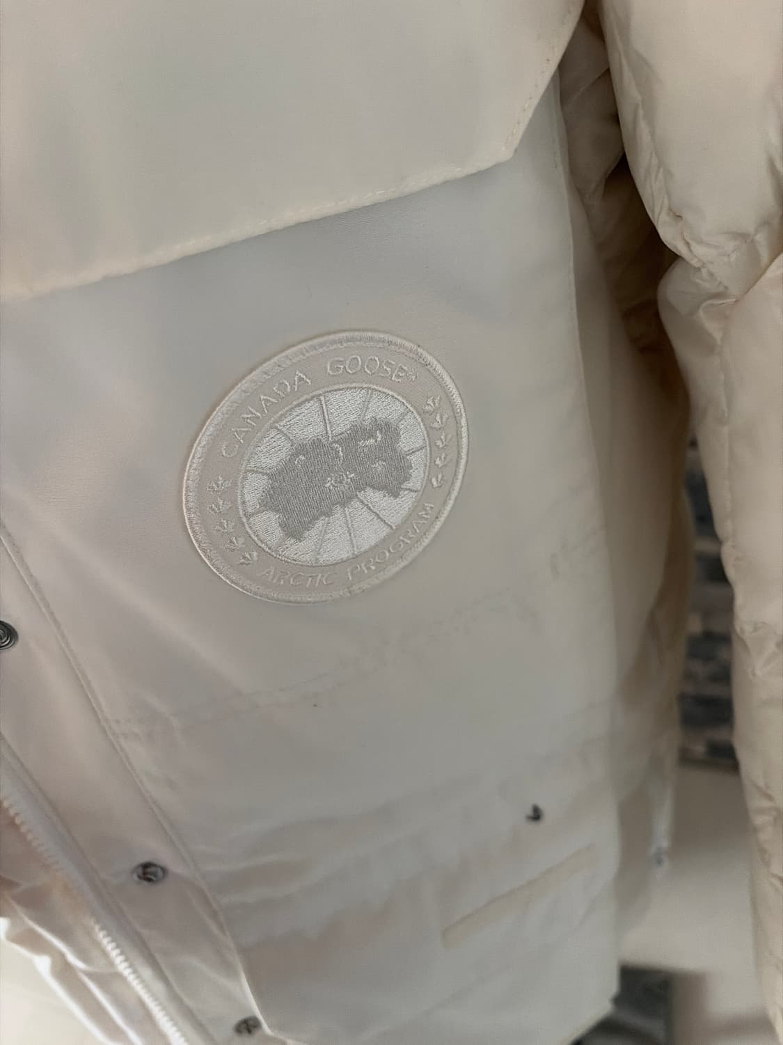 캐나다구스 패딩 상품이미지2