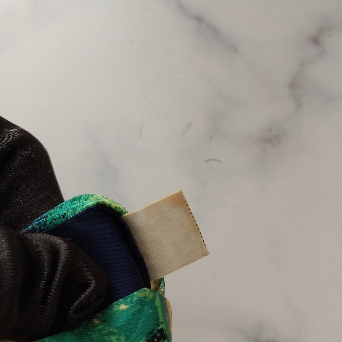 베네통 실크 그린 라임 아트 패턴 넥타이 9.5cm A+등급 K1441
 상품이미지10