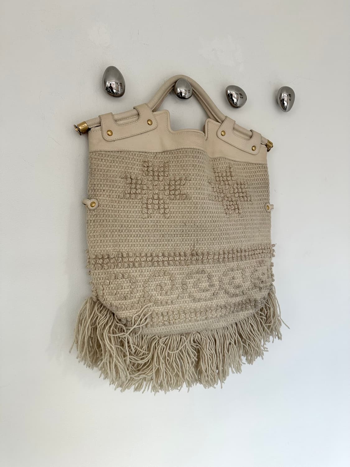 살바토레 페라가모 Magnolia 니트 프린지 숄더백 상품이미지5