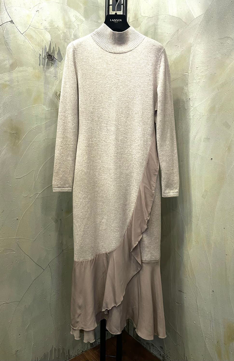 베이지 캐시미어 100% 실크 원피스 상품이미지1