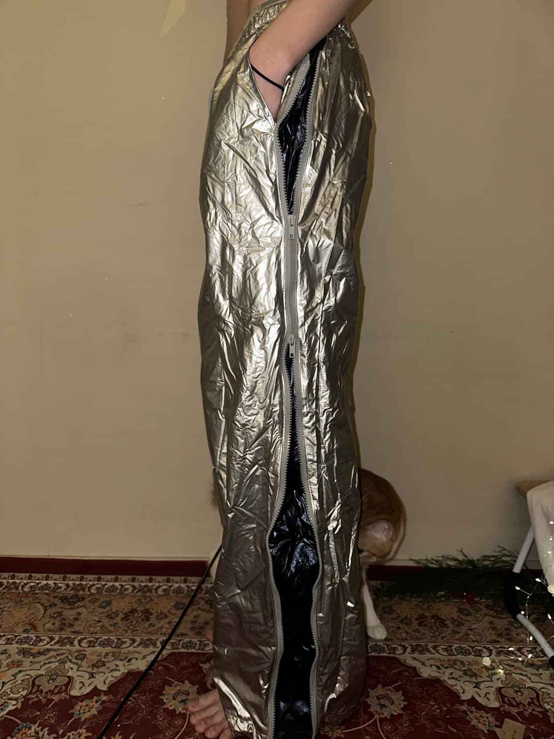 실버 메탈릭 사이드 지퍼 팬츠 상품이미지2