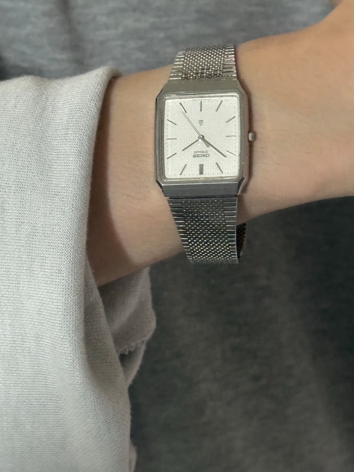 SEIKO 빈티지 쿼츠 시계 상품이미지7