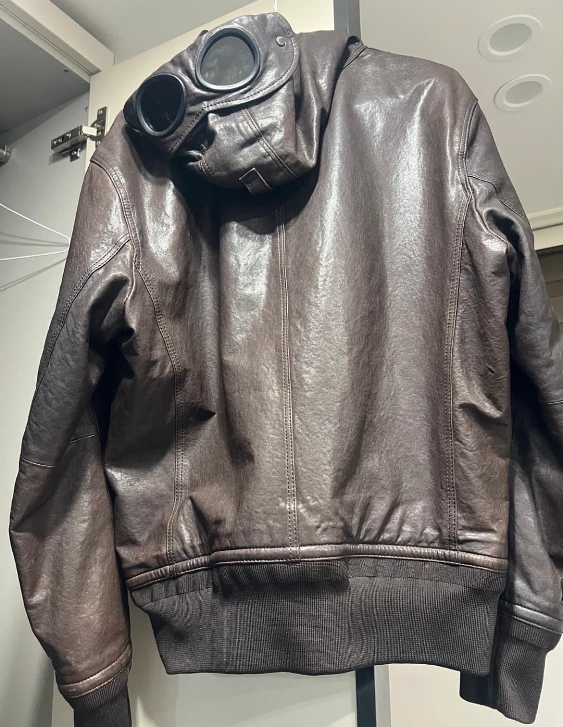 CP 컴퍼니 가죽 자켓 (정가200) 상품이미지1