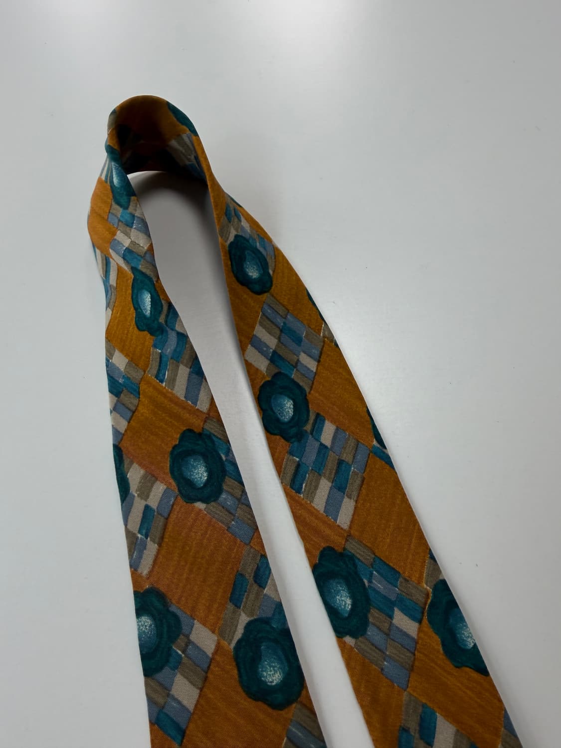 웅가로 (Ungaro) 실크 넥타이 9.3cm 상품이미지7