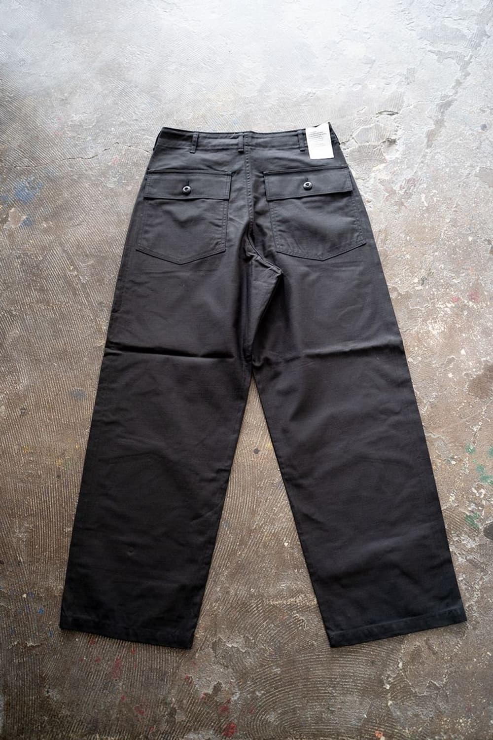 시오타 수빈코튼 백사틴 베이커팬츠 상품이미지5