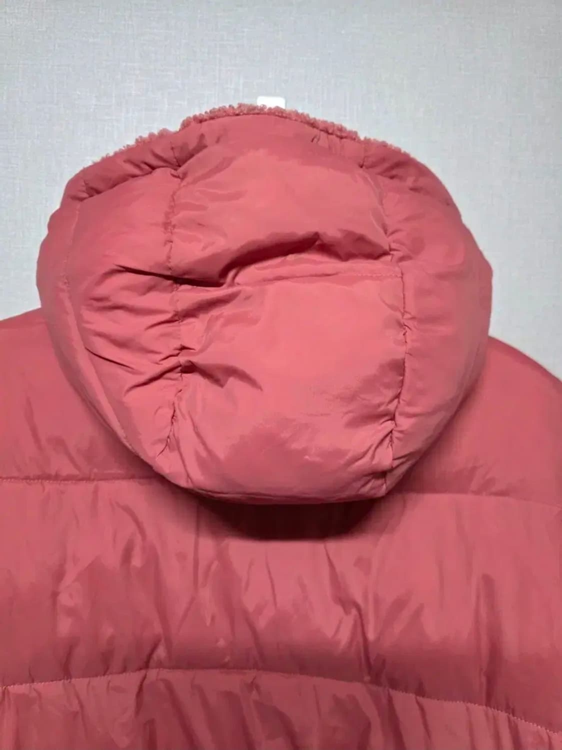 몽벨 핑크색 후드 양면 패딩 점퍼 사이즈 100 여자용 상품이미지4