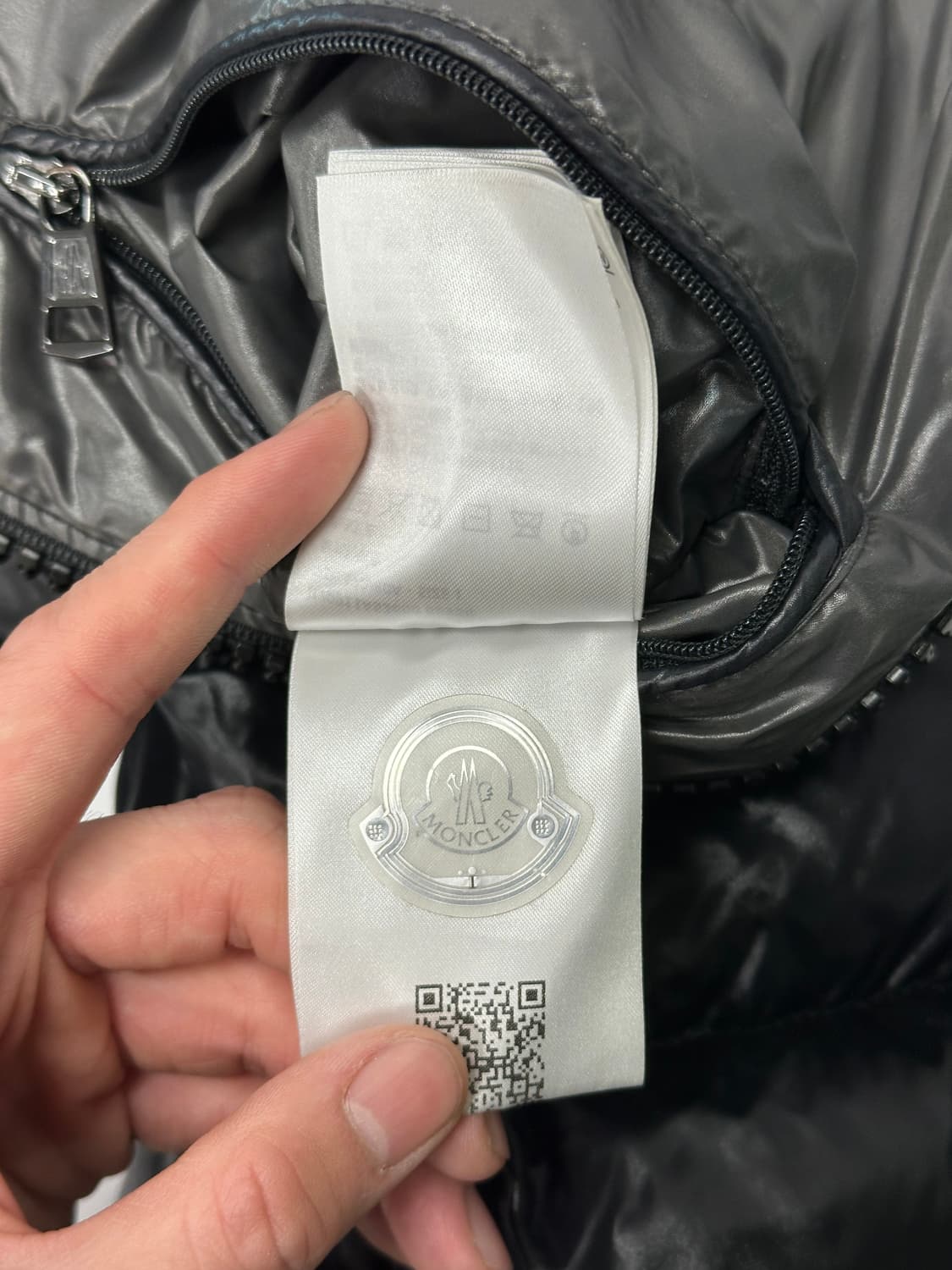 [정품] 몽클레어 마야 패딩 블랙 1사이즈 상품이미지10