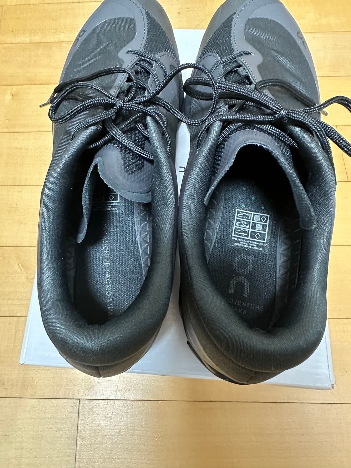 온 러닝X포스트 아카이브 팩션 클라우벤처 피크 올 블랙 260 상품이미지2