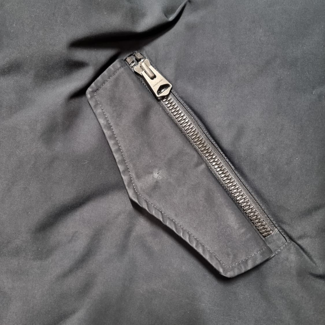 105호 맥케이지 에드워드 남성 패딩점퍼 다운 자켓 44사이즈 매장판  상품이미지10