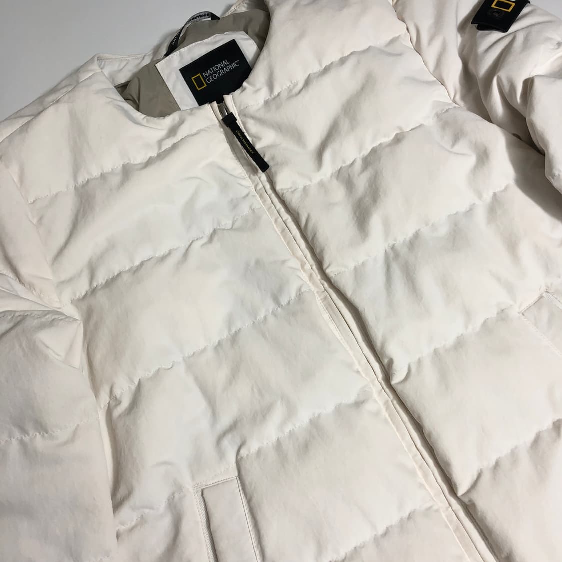 내셔널지오그래픽 경량패딩 s 상품이미지4