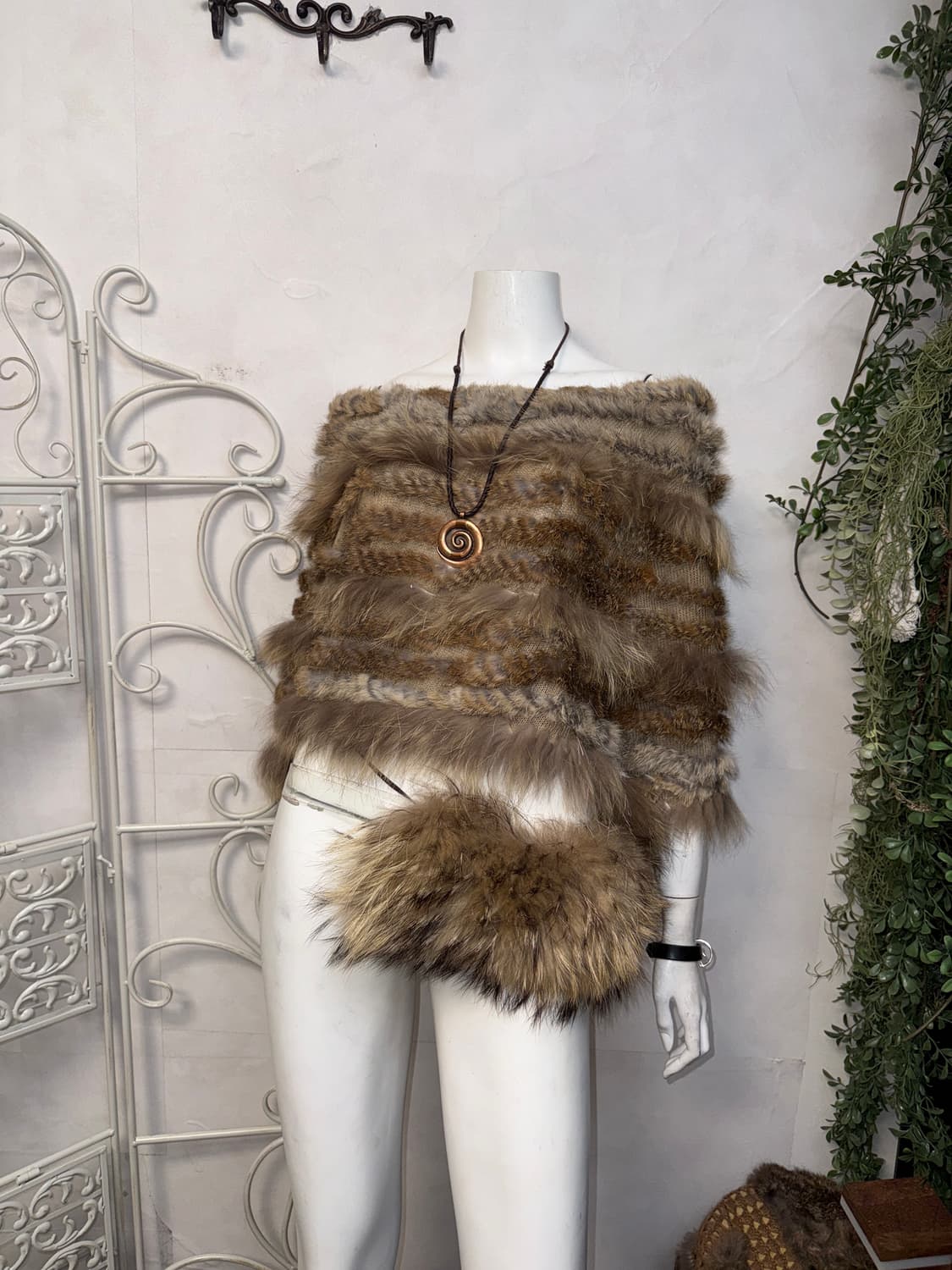 Mixed brown rabbit&fox fur trimming cape 상품이미지1