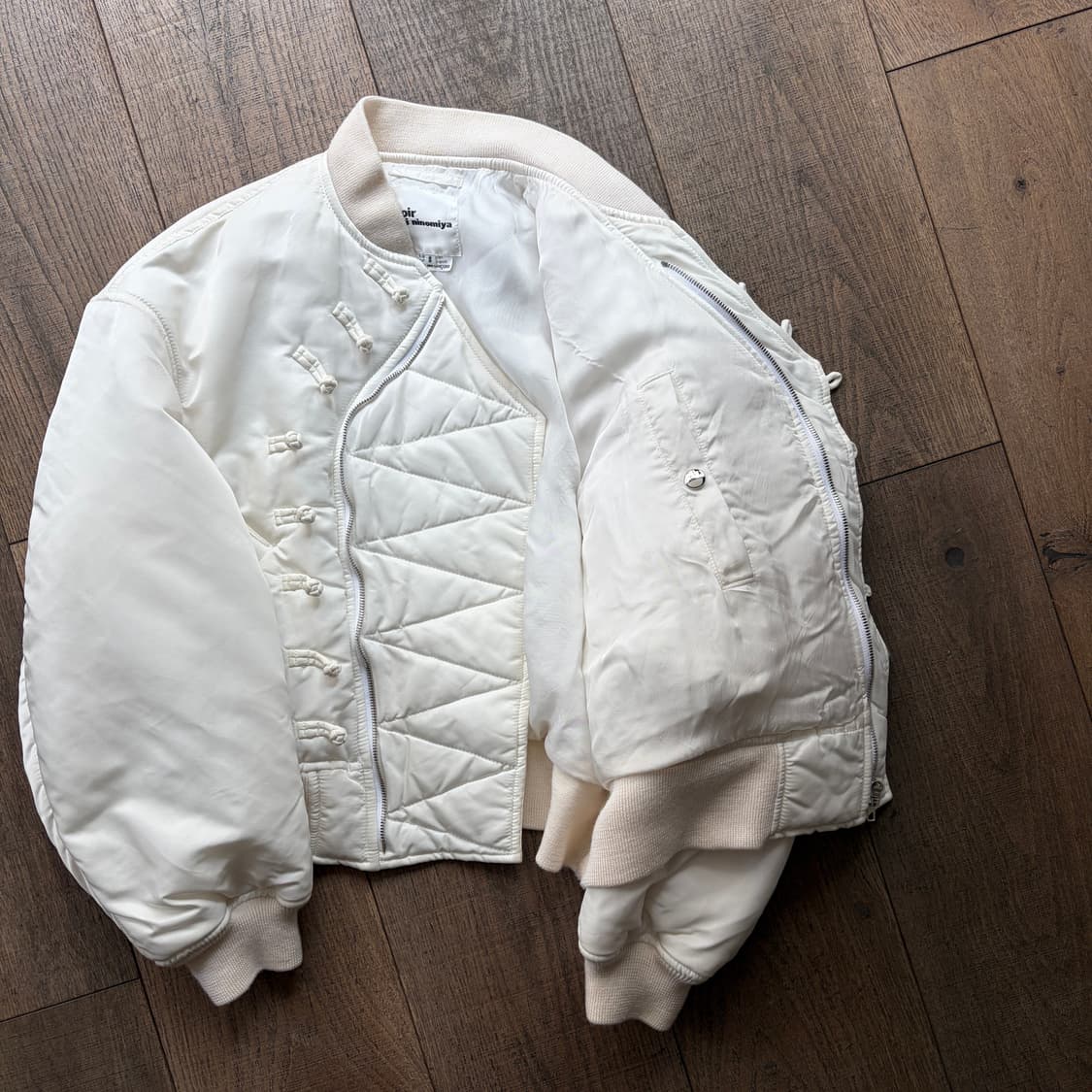 Closing Detail Padded Blouson 상품이미지4
